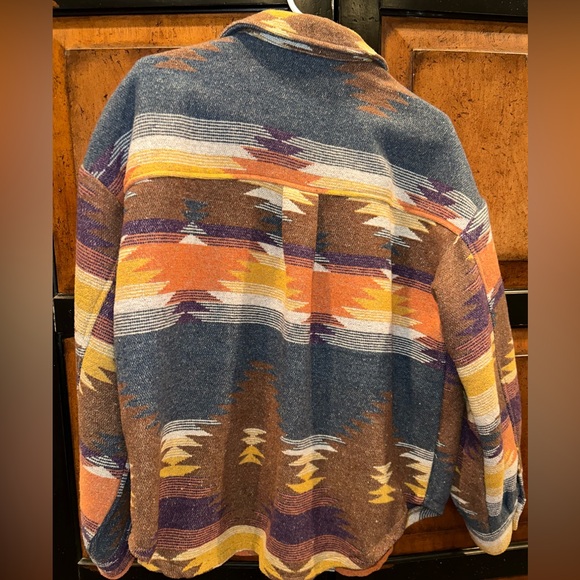 Main Strip Aztec Jacket - Picture 2 of 3